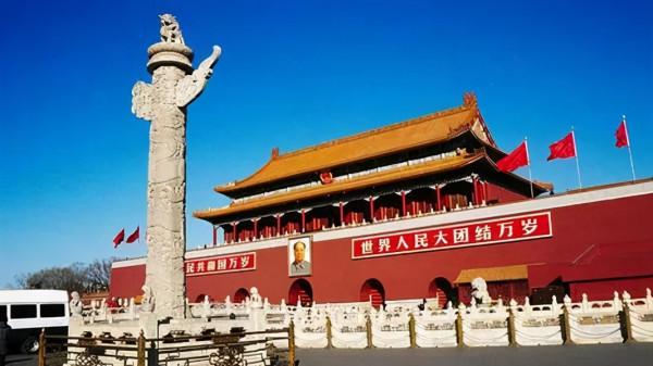 蘇聯在邊境陳兵百萬，卻沒有選擇南下中國，它究竟在害怕什麼？