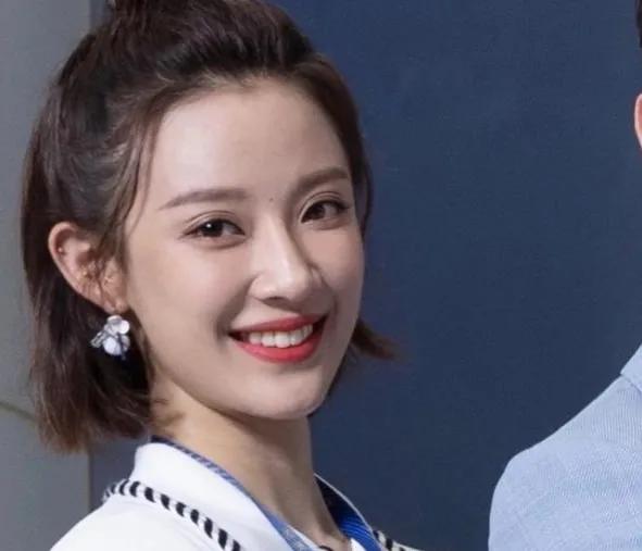 《安家》朱閃閃扮演者孫佳雨美照