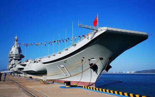 輕架空：加裝電磁彈射器，更換大半個艦首，脫胎換骨的遼寧與山東
