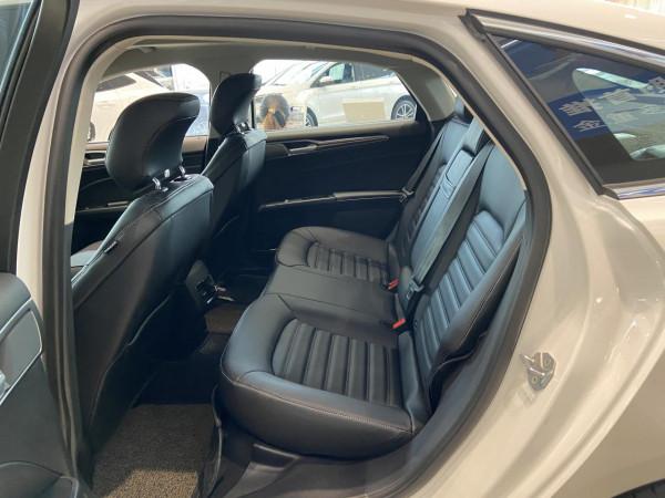 探店實拍福特蒙迪歐,操控出色的合資B級車!值得入手嗎? 探店實拍福特蒙迪歐,操控出色的合資B級車!值得入手嗎?