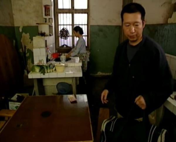 妻子天天不回家，老實丈夫一步走錯釀成大禍，令人心痛的犯罪片