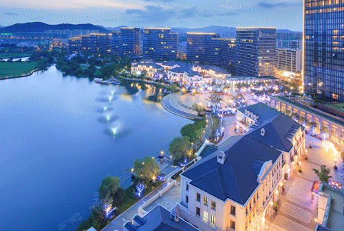 綠城小鎮：預見高遠，致穩前行