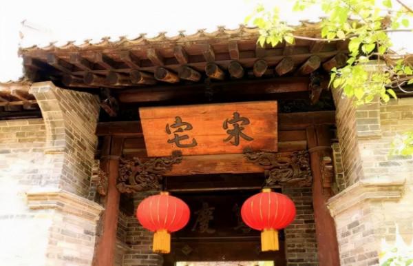 去了山東水滸好漢城,再也不惦記威震天那張碎嘴 去了山東水滸好漢城,再也不惦記威震天那張碎嘴