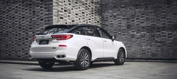 預算20萬出頭 自駕回家就選這三款大五座SUV 冠道/凌放/探嶽