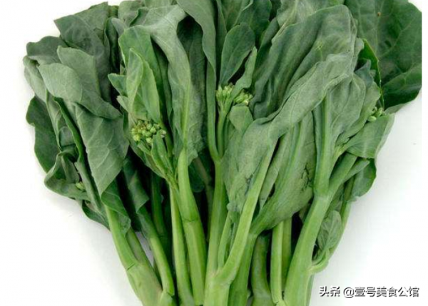 鮮嫩味美的芥藍炒年糕，簡單易學，好吃又解饞，吃一次念念不忘