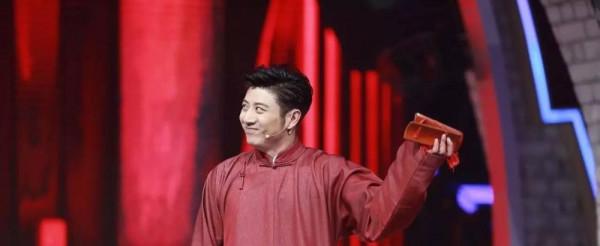 笑到最後才是贏，相聲行業集體停演，郭德綱的徒弟卻轉身上了央視