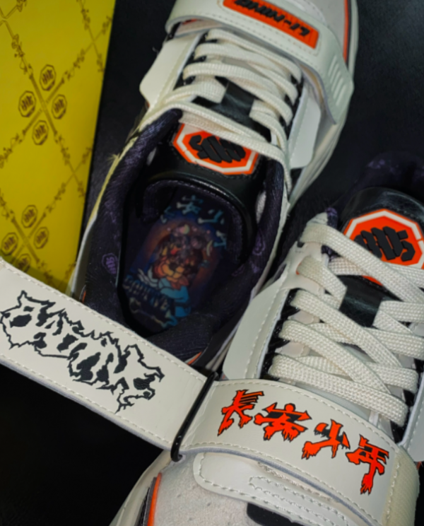 李寧又曝光了一款新板鞋！質感拉滿，還是聯名，比惟吾Pro還要帥