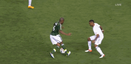 成為足壇惡人的充分但非必要條件