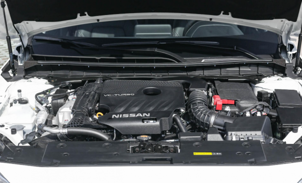 日系中級車的較量 2022款本田雅閣對比日產天籟，誰更勝一籌？