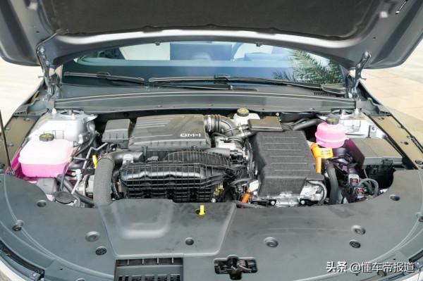 新車｜全新設計，用顏色呈現年輕化，比亞迪驅逐艦05內飾釋出