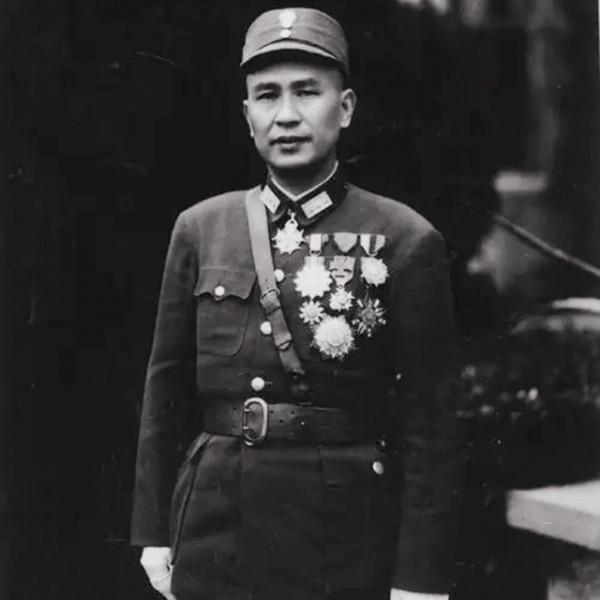 廣西解放後,敵軍一副司令被俘虜,上級立即下令:就地處決 廣西解放後,敵軍一副司令被俘虜,上級立即下令:就地處決