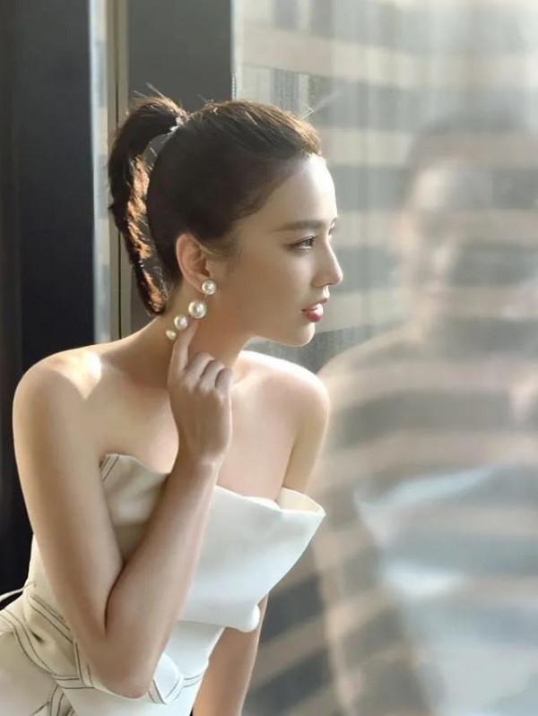 愛江山更愛美人——黃聖依美圖集一