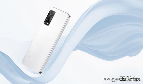 格力釋出新款5G手機大松G7,董明珠華麗轉身,雷軍要當心 格力釋出新款5G手機大松G7,董明珠華麗轉身,雷軍要當心