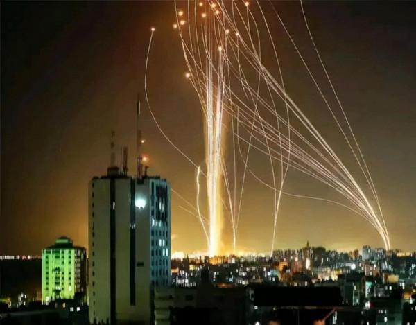 戰場上飛舞的煤氣罐?中東那疙瘩的硬核戰爭 戰場上飛舞的煤氣罐?中東那疙瘩的硬核戰爭