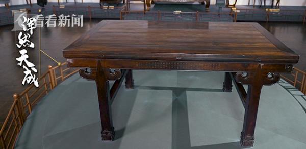 “藝見 上博”尋跡文明｜明紫檀插肩榫大畫案