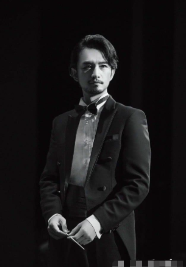 張曉晨：《加油好男兒》出道，出道多年參演多部戲始終沒有大火