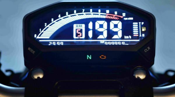 到手價8980元!銀鋼小怪獸升級款釋出,新手入門練車好選擇 到手價8980元!銀鋼小怪獸升級款釋出,新手入門練車好選擇