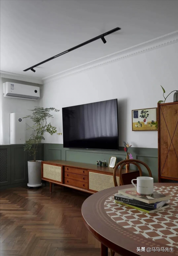 南洋新古典 | 穿越民國劇場品質宅，83㎡老破舊變身「復古生活館」