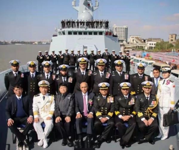 11月9日,7國對華施壓,我軍演練打擊美航母?中國向巴鐵交付新艦 11月9日,7國對華施壓,我軍演練打擊美航母?中國向巴鐵交付新艦