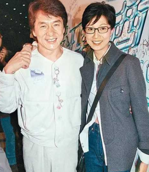 成龍:3段情感2個孩子,兒子鋃鐺入獄毀前程,女兒落魄撿破爛 成龍:3段情感2個孩子,兒子鋃鐺入獄毀前程,女兒落魄撿破爛