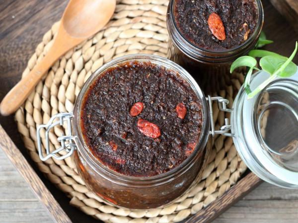 80歲奶奶給的秘方,每天堅持吃一點,補氣又安神,舒服過寒冬 80歲奶奶給的秘方,每天堅持吃一點,補氣又安神,舒服過寒冬