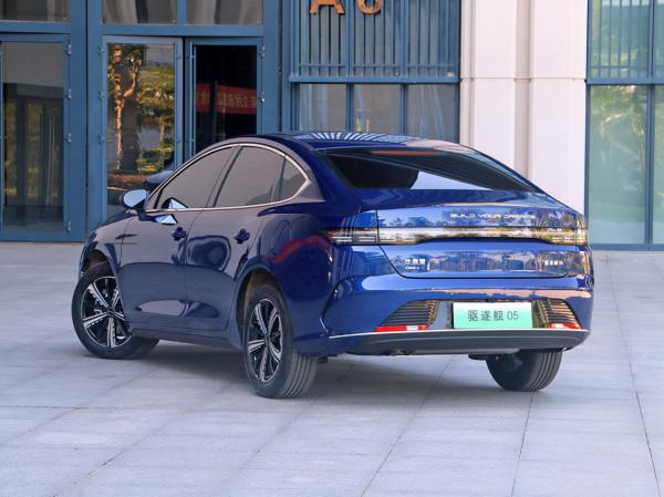 比亞迪驅逐艦05內飾解析 全方位年輕化