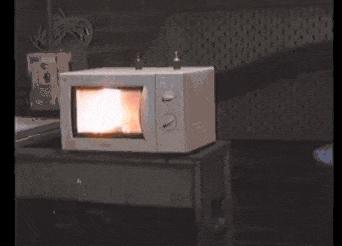 男孩玩乾燥劑被炸瞎雙眼，生活中還有哪些危險品值得我們銘記於心