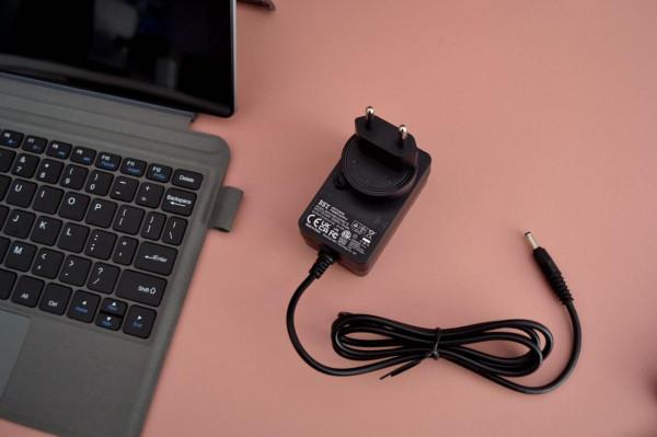 好傢伙！敢和surface比？價格不及其一半酷比魔方iwork 20Pro憑啥