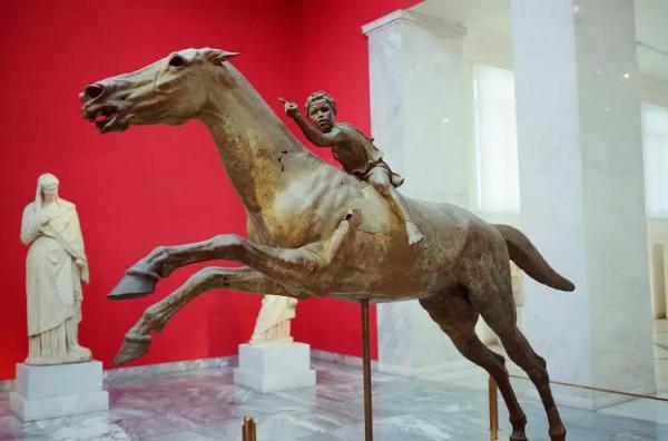 聊聊希臘國家考古博物館及其鎮館之寶