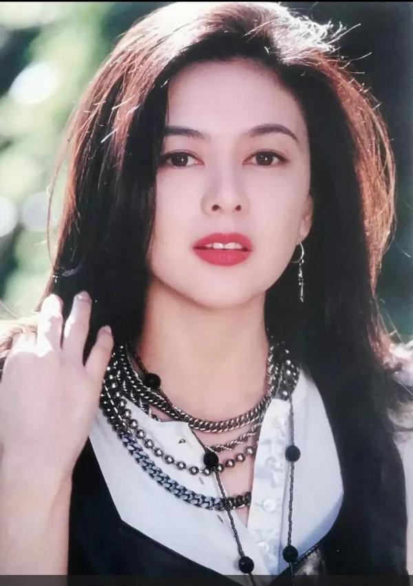 曾經的十三姨美到了巔峰