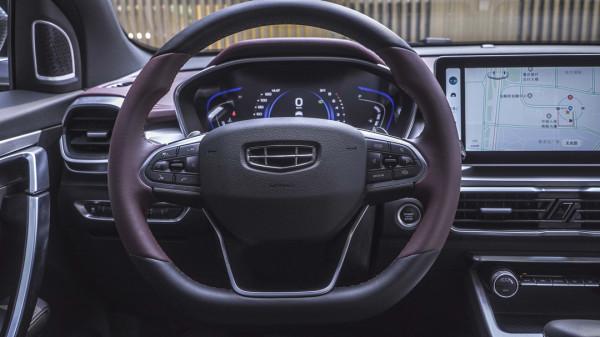 四出排氣+排氣聲浪 頂配不到12萬 全新繽越真帶勁! 四出排氣+排氣聲浪 頂配不到12萬 全新繽越真帶勁!