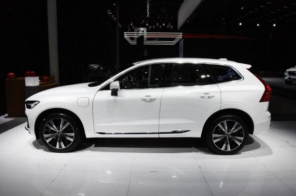 北歐還是德系?沃爾沃XC60對比奧迪Q5L 北歐還是德系?沃爾沃XC60對比奧迪Q5L