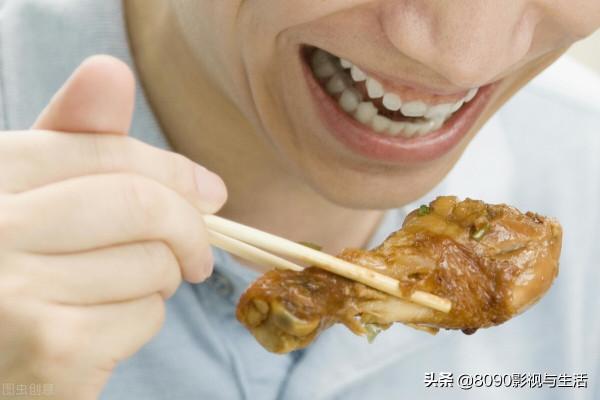 上了年紀，就要拒絕吃肉？若能拒絕吃這3種肉，其實吃肉也很健康