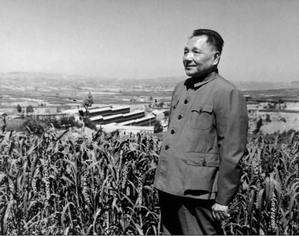 軍隊如何選好接班人?鄧小平憂心忡忡,會見外賓時,擔憂溢於言表 軍隊如何選好接班人?鄧小平憂心忡忡,會見外賓時,擔憂溢於言表