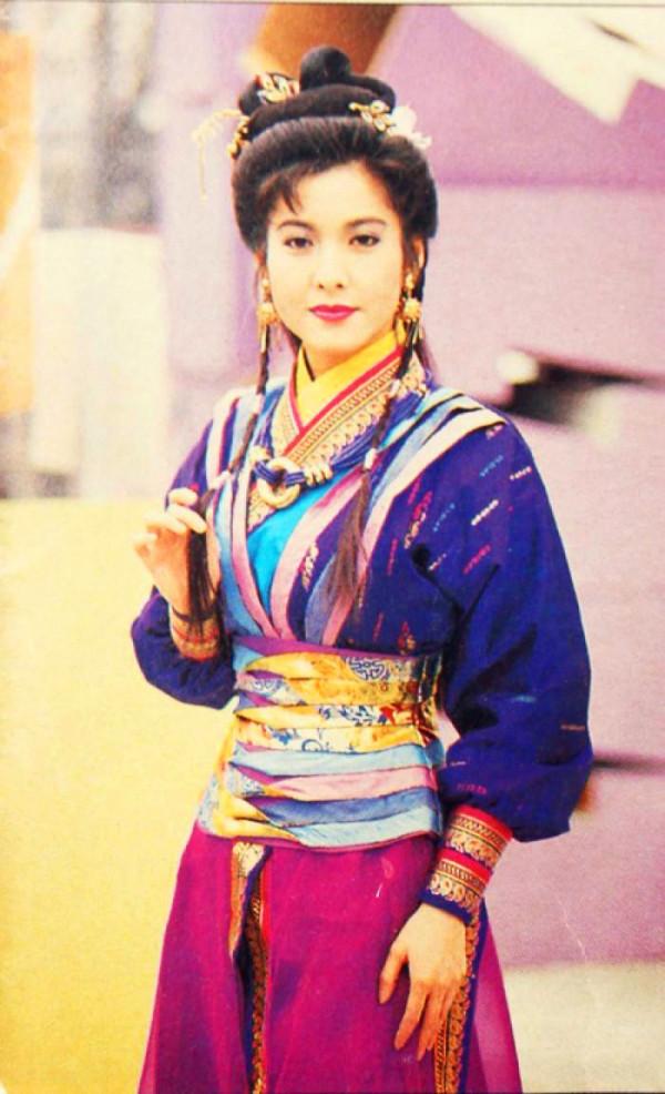 痴情何家勁:此生最愛一人,62歲仍未婚單身 痴情何家勁:此生最愛一人,62歲仍未婚單身