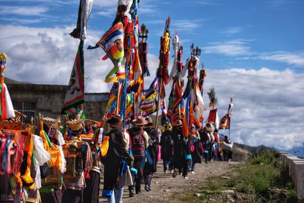望果節：在田地邊上轉圈的日子
