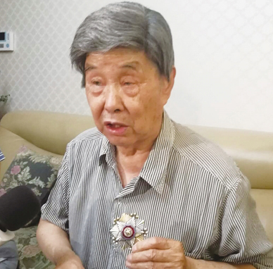 戰功多到驚呆工作人員，9人面對敵軍兩個連，為何拒絕支援