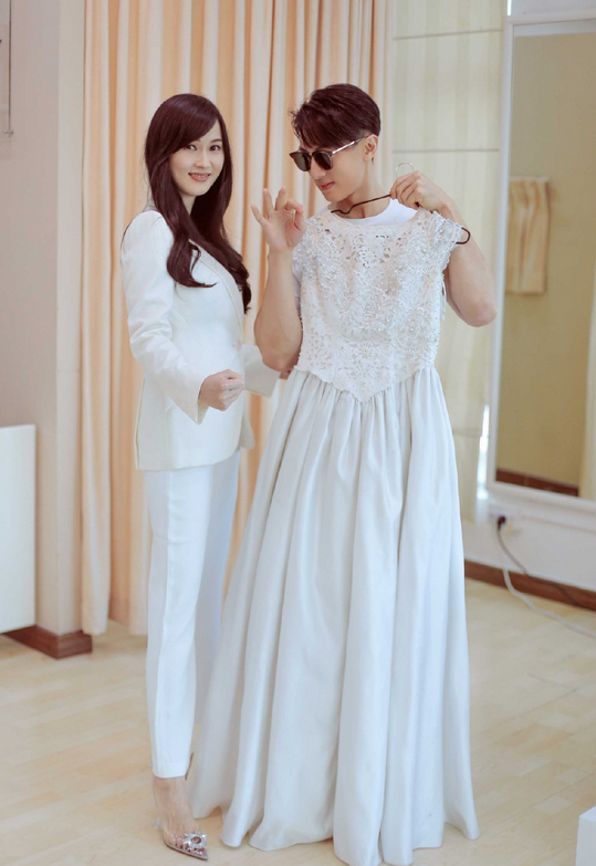 吳尊素人老婆原來這麼美,溫婉大方又有氣質,顏值不輸女明星 吳尊素人老婆原來這麼美,溫婉大方又有氣質,顏值不輸女明星