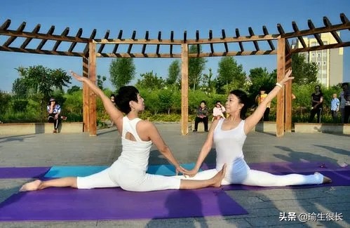 神猴哈奴曼，女性向往的瑜伽終極體式之一