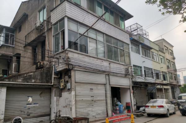 溫州這一城中村，曾經被稱為“娛樂勝地”，如今成為打工人的天堂