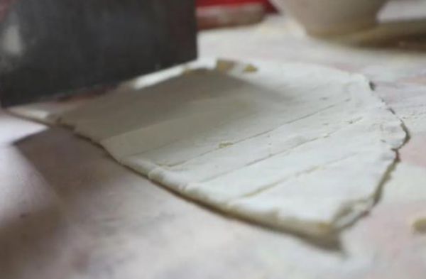 陝西縣城裡的小飯店，60年只賣4道菜，排隊半小時才能吃到