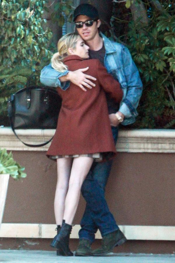 黃曉明Angelababy官宣離婚！2022年剛一個月，明星夫妻離了三四對