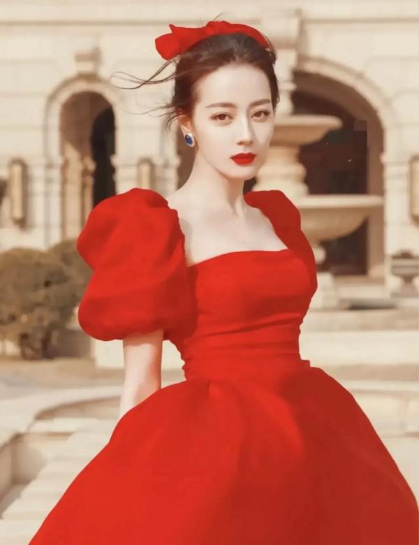 明星的美圖世界秀之女星迪麗熱巴紅妝