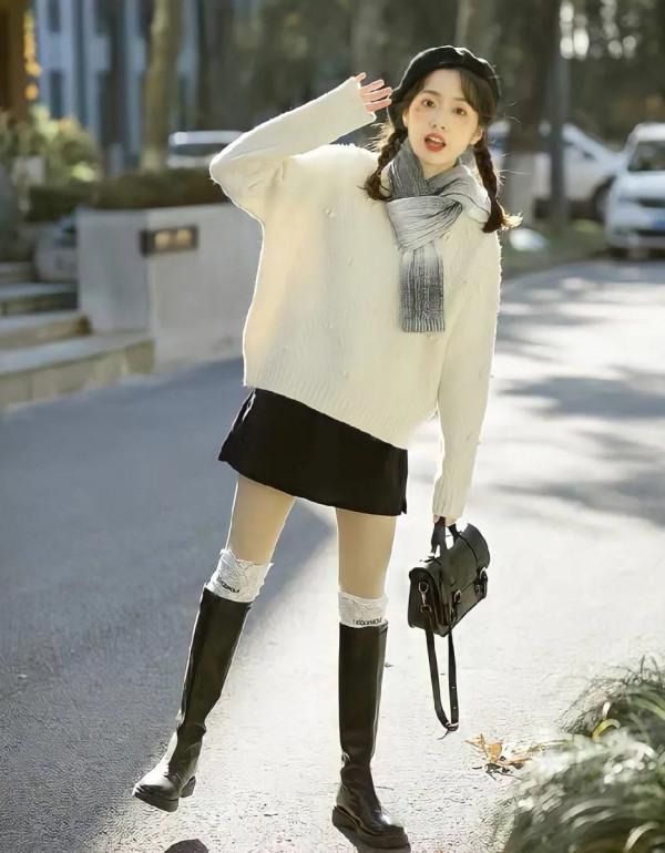 把褲子脫了!秋冬裙子+靴子才最適合小個子,巨時髦巨顯高 把褲子脫了!秋冬裙子+靴子才最適合小個子,巨時髦巨顯高