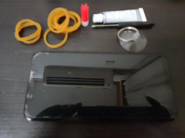 小米8更換電池教程之再戰3年 小米8更換電池教程之再戰3年