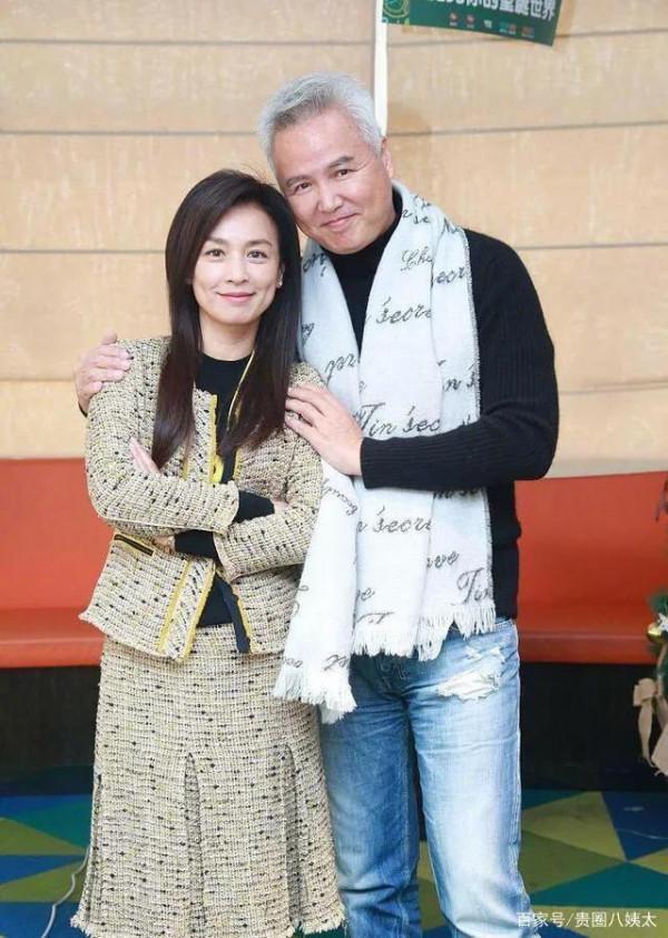 前代理商爆張庭夫婦化妝品成本僅僅四元，直播帶貨到底有多賺錢