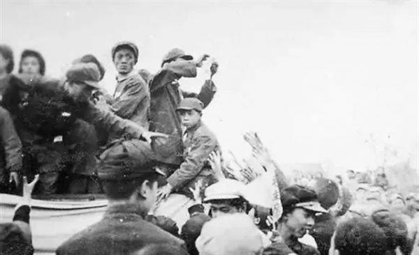 八寶山的無名墓:墓主只是一炊事員,周總理曾指示照顧好墓主人 八寶山的無名墓:墓主只是一炊事員,周總理曾指示照顧好墓主人