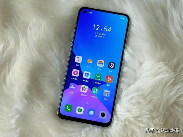 真我GT降至兩千元出頭，最便宜的驍龍888旗艦誕生了