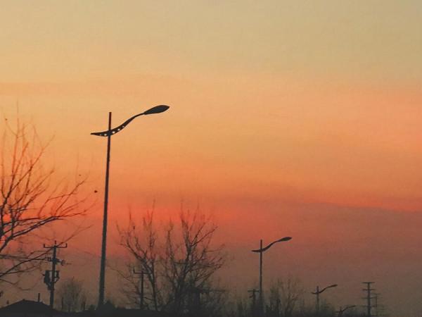 一個人越活越好看的樣子：生活淡然，靈魂豐富