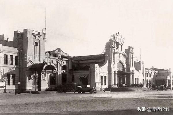 哈爾濱火車站，百張歷史老照片，四代站舍更替，你不一定見過